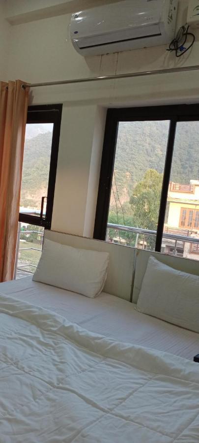 Ananta Residency Hotell Rishīkesh Exteriör bild