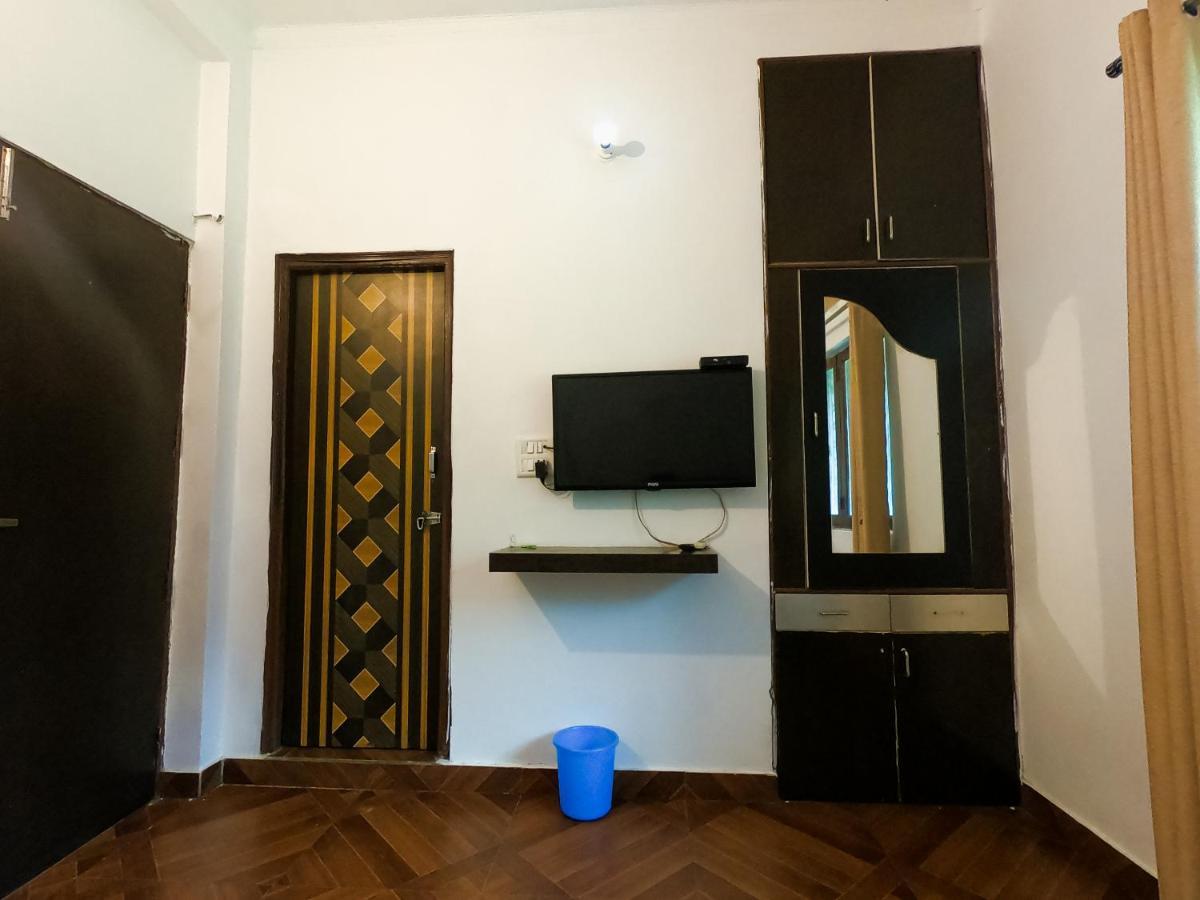 Ananta Residency Hotell Rishīkesh Exteriör bild